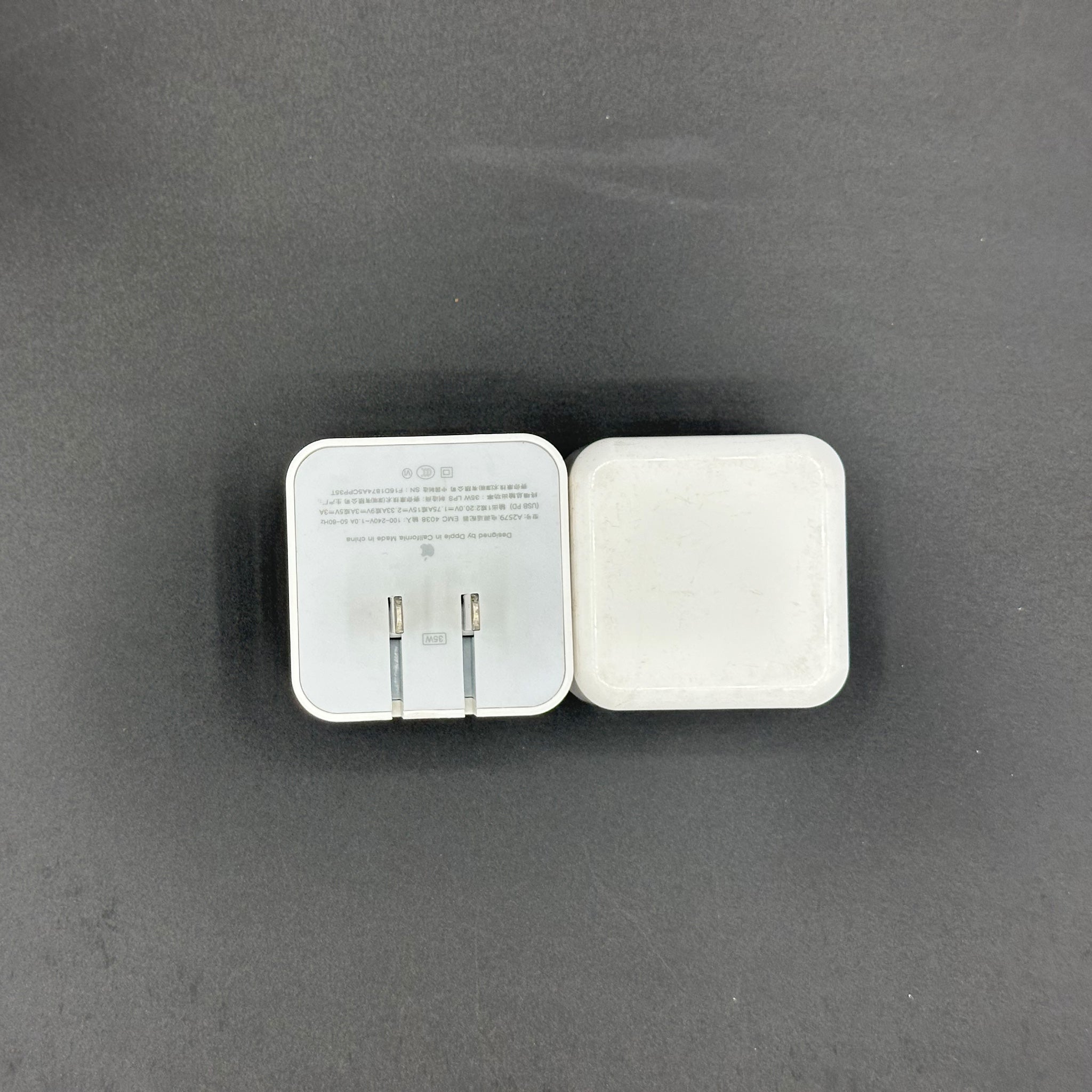 Apple 35W Dual USB-C Port Power Adapter