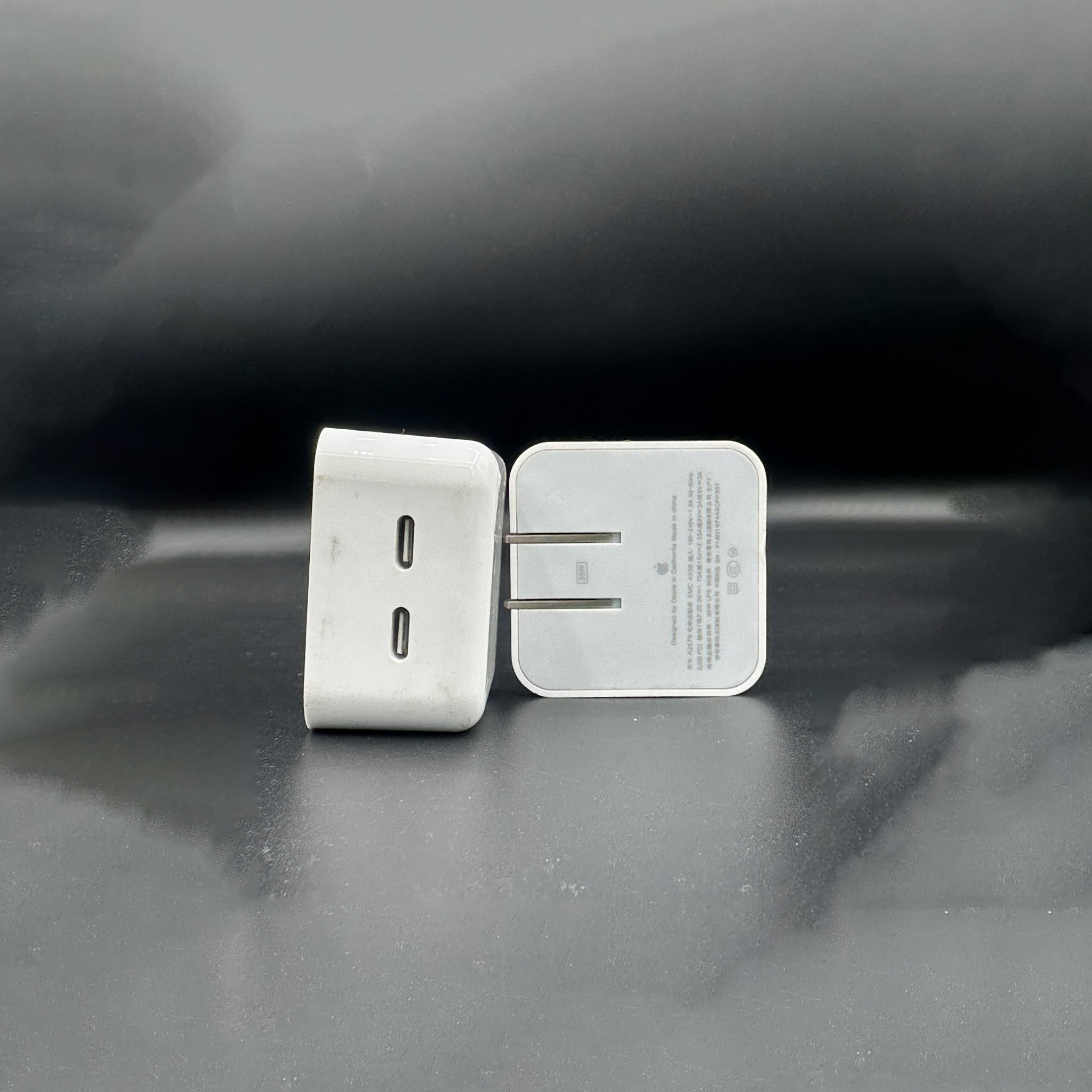 Apple 35W Dual USB-C Port Power Adapter